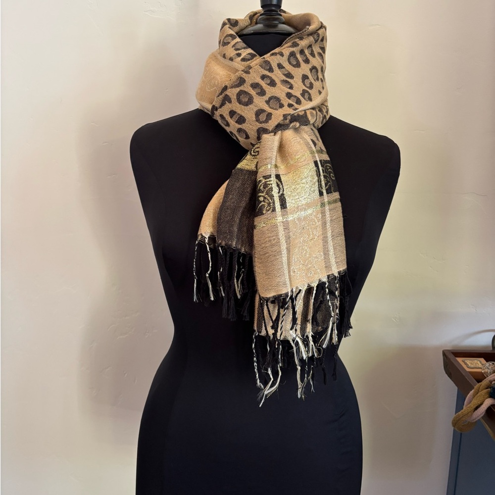 100% Pashmina Tan and Black Leopard Print Scarf